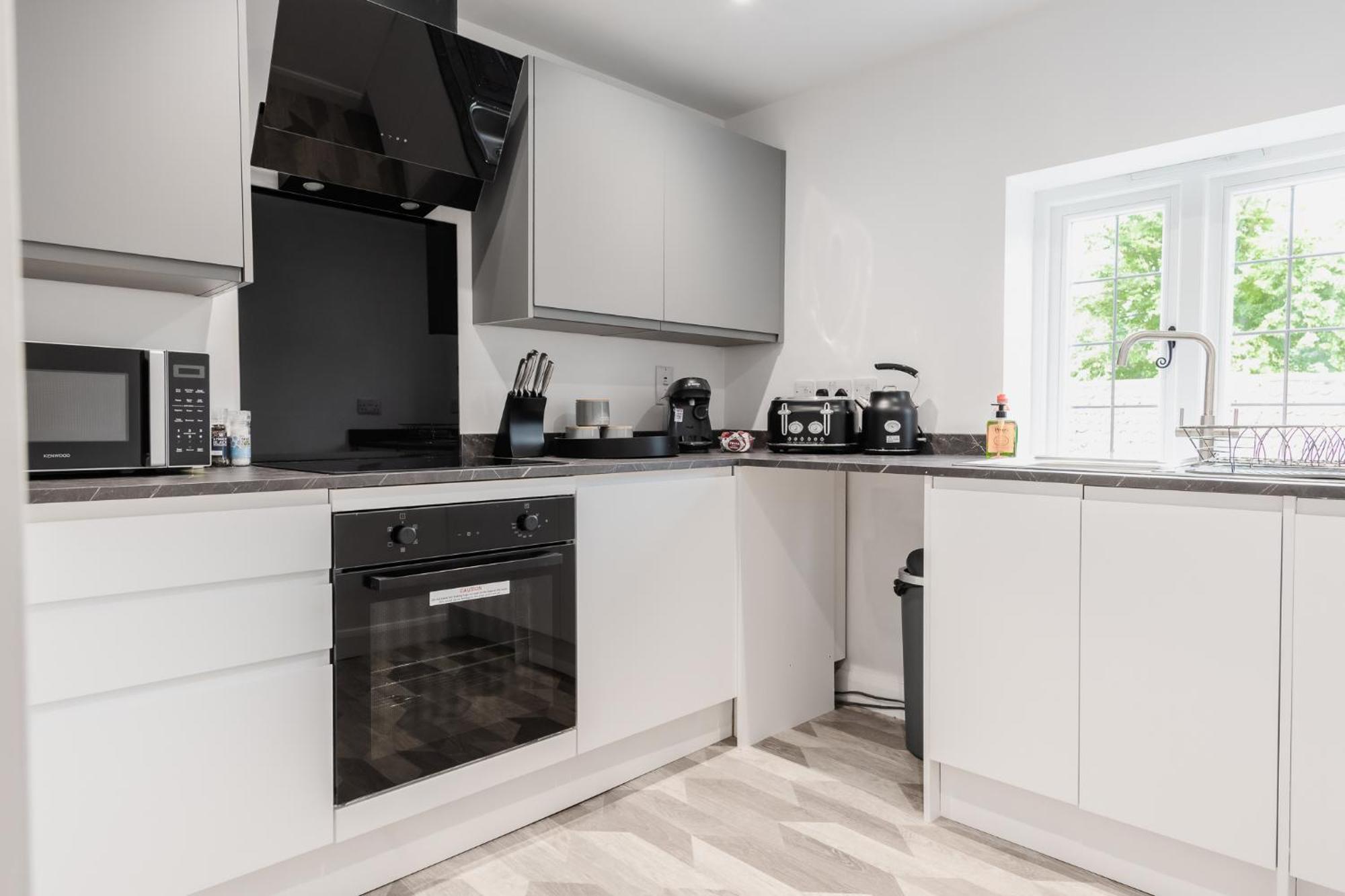 Cosy 2-Bed Apartment In Nettleham Лінкольн Екстер'єр фото
